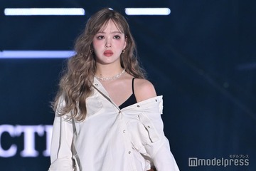 藤田ニコル、素肌チラ見せにドキッ 美肩ライン眩しい春コーデ【TGC2025S/S】 画像