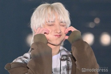 BUDDiiS高尾楓弥「関コレ」初ランウェイ 濃いめチークでぷく顔披露【関コレ2025S/S】 画像