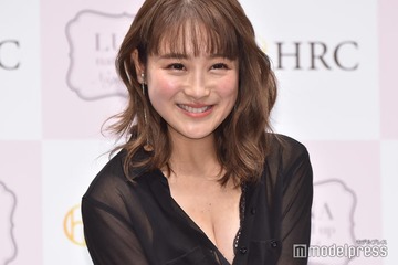 鈴木奈々、美バストドアップショットに反響 身長＆体重も公表「自分でもビックリ」 画像