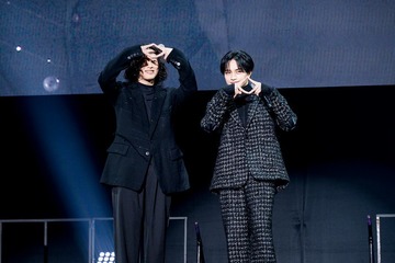 中島健人、サイン求める声に神対応 キタニタツヤとレカペ堂々闊歩「世界で一番輝いてるっていう気持ちで」【MTV VMAJ】 画像