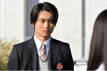 「御上先生」最終回、神崎（奥平大兼）が別人級 最後に放ったセリフも話題「1話の御上へのアンサーになってる」「涙腺崩壊」 画像