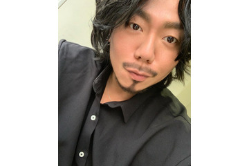 カマたく、SixTONESライブで札幌遠征 うちわと自撮りで推しメン告白「同担です」「胸熱案件」の声 画像