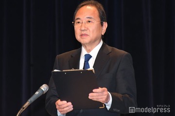 【フジ会見】清水賢治社長が謝罪・課題改善策を発表 第三者委員会の報告受け「変わるフジテレビの姿を約束する」 画像