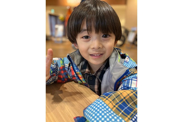 「ライオンの隠れ家」佐藤大空、小学校入学ショット公開 坂東龍汰も祝福「大きくなってる」「みっくんからの愛が伝わる」と反響殺到 画像