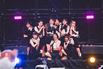 ME:I、雨吹き飛ばす迫力パフォーマンスで観客沸かす【「MAIZURU PLAYBACK FES.2025」ライブレポート】 画像
