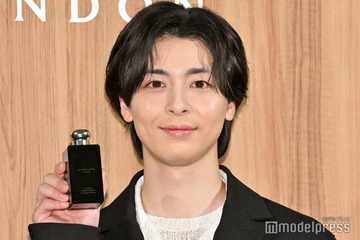 高杉真宙、ブラックスーツ着こなす “かっこいい男性”の理想像とは「勉強をしていきたい」 画像