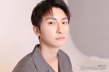 AAA與真司郎「家族全員集まった」甥っ子＆姪っ子とのユニバ満喫ショット公開「微笑ましい」「みんな可愛い」と反響 画像