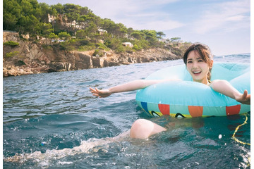 乃木坂46筒井あやめ、地中海を笑顔で泳ぐ 1st写真集先行カット第12弾解禁【感情の隙間】 画像