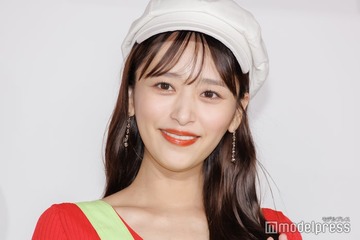近藤千尋、長女の誕生日祝いで家族でUSJへ 姉妹お揃いコーデ公開「パパママからのキス素敵」「最後の文章泣いた」の声 画像