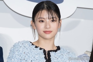 出口夏希、ミニ丈シャネルコーデで美脚披露 かくしごと明かす「すっごい恥ずかしくて…」【か「」く「」し「」ご「」と「】 画像