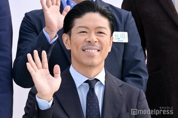EXILE松本利夫、長男＆長女との密着ショット公開「幸せ溢れてる」「ほっこり」と反響 画像