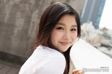 「今日好き」中島結音、美バストのぞく“キス顔”動画に反響「刺激が強い」「スタイル抜群」 画像