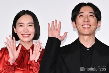 高橋一生＆飯豊まりえ、夫婦揃って舞台挨拶登壇 映画ヒットに喜び【岸辺露伴は動かない 懺悔室】 画像