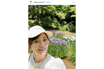 元モー娘。飯田圭織、娘とベビタピで2ショット「親子で可愛すぎる」「素敵な休日」と反響 画像