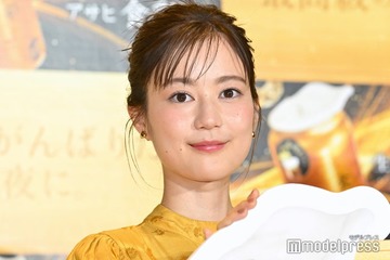生田絵梨花、共演歌手と食事へ「2人ともプライベートモード」頬寄せ合う2ショットに反響 画像