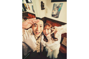 コットンきょん、結婚＆妻の妊娠発表 直筆署名・2ショット添え報告 画像