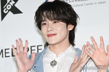 「君がトクベツ」DXTEEN大久保波留、幼少期ショットにファン歓喜「天才アイドル」「えくぼは健在」 画像