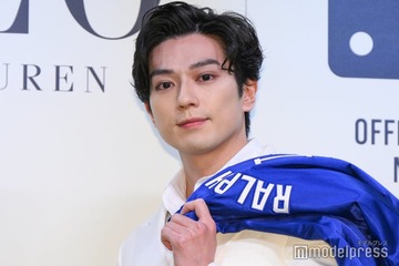 新田真剣佑、同じ学校に通っていた大物ハリウッド俳優告白 米ビバリーヒルズ生活語る 画像