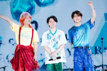 Mrs. GREEN APPLE、10周年野外ライブで10万人動員 1200機巨大ドローン・花火…サプライズ発表も 画像