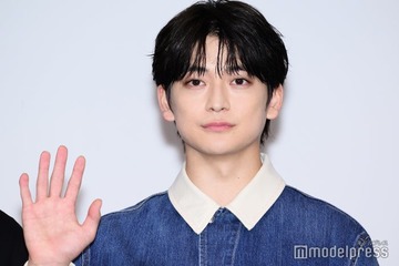 高橋文哉、毎週ラジオを聴く女優がサプライズ登場 放送内での“お気に入りフレーズ”明かす「めっちゃいいなと思った」 画像