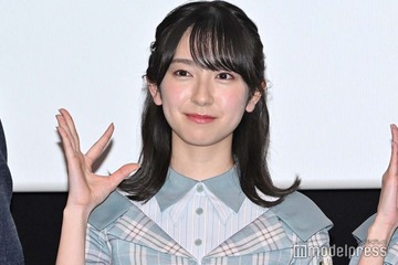 日向坂46金村美玖、パリでのキャミドレス姿披露「大人っぽい」「いつもと雰囲気違う」絶賛の声 画像