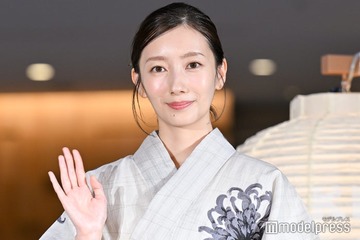 波瑠、“この夏初めて”浴衣姿で登場「夏になると思い浮かべる」場所は？ 画像