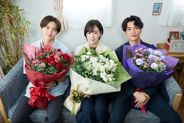 伊原六花「恋愛禁止」渡邊圭祐＆佐藤大樹と笑顔で撮了 手紙で感謝伝える 画像