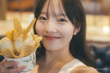 本田真凜、1st写真集「MARIN」発売前重版決定 アンダーウェアでくつろぐ先行カットも解禁 画像