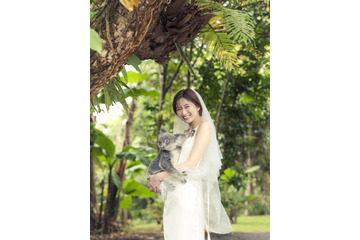 岡崎紗絵「ゼクシィ」初表紙でウエディングドレス姿披露 恋愛観の変化・理想のプロポーズ明かす 画像