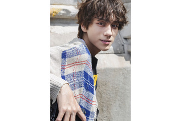 山下幸輝、24歳誕生日に1st写真集刊行決定 ロケ地はロンドン・“大人になった姿”も撮影「今の山下幸輝、ぜんぶ見られます」 画像