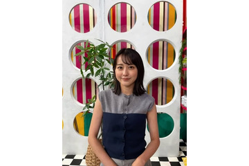 TBS若林有子アナ、素肌輝くキャミワンピ姿で石垣島満喫「眩しい」「笑顔が素敵」と反響 画像