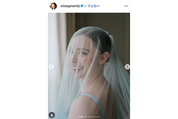 米女優クロエ・モレッツ、同性婚を発表 相手はモデルのケイト・ハリソン ウェディングドレス姿披露 画像