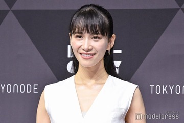 Perfumeあ～ちゃん、ミニスカ持ち上げ美脚披露「細くて綺麗」「可愛い」の声 画像