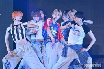 HYBE新グループaoen「TGC」初出演で「応援-HIGH」シグナルソング披露 肉体美に視線集中【TGC2025A/W】 画像