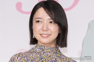「ちはやふる」上白石萌音、直筆美文字でつづった想いに反響 教室での集合オフショットも公開 画像