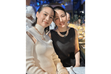 のん、大好きな井川遥とパシャリ！美麗2SHOTにファンうっとり「映えますね」「お二人とも、美しい」 画像