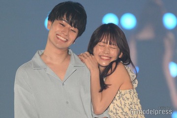 美男美女カップルクリエイター「復縁して6年」記念日でグアムへ ラブラブ2ショットに祝福の声 画像