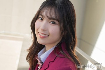 「今日好き」村谷はるな、パーカーから美肩チラリ キャミワンピ姿に「似合う」「すっきりしてて憧れる」 画像