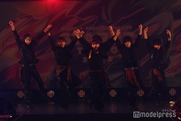 踊り手グループ・アナタシア「阿修羅ちゃん」ダンスカバー 全員アクロバット披露で会場沸かす【STARRZ TOKYO 2025】 画像