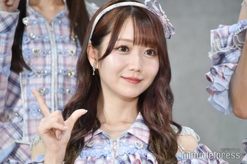 ＝LOVE大谷映美里、ノースリニット×ミニ丈ボトムで美脚見せ「秋のみりにゃも可愛い」「眩しい」と絶賛の声 画像