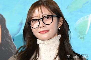 「ドラ恋」松川星、美背中ざっくり水着姿「何頭身？」「セクシー」の声 画像