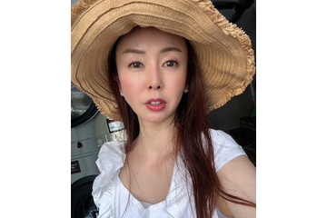 宮崎宣子、2歳息子＆夫との家族ショット公開「成長早い」「幸せいっぱい」の声 画像