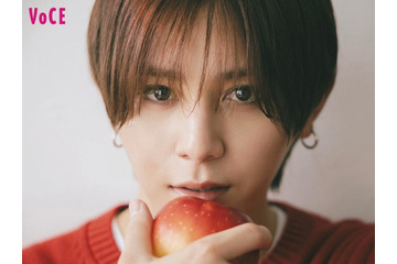 Hey! Say! JUMP山田涼介の“心に残るもの”とは 赤ニットに包まれ連載登場 画像