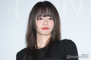 山本舞香、美腹筋際立つコーデに反響「引き締まっててかっこいい」「健康的で素敵」 画像