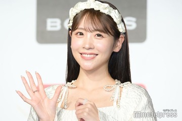 FRUITS ZIPPER櫻井優衣「高校の夏休み以来」プールショット公開「すっぴん？」「無邪気で可愛い」と反響 画像