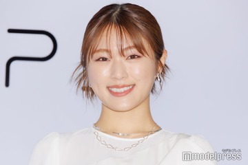 渋谷凪咲、素肌輝くノースリ姿公開「可愛すぎる」「スタイル抜群」の声 画像