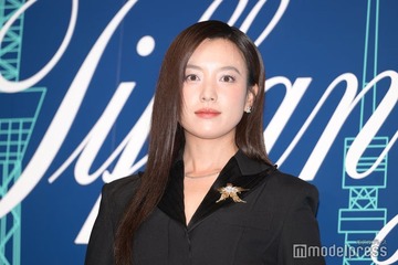 「匿名の恋人たち」ハン・ヒョジュ、笑顔そっくり美人母を公開「愛が伝わる」「憧れる関係性」などの声 画像