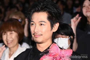 ディーン・フジオカ「ちょっとだけエスパー」現場へ差し入れ スタッフの遊び心が話題「元気出そう」「気になりすぎる」 画像