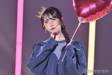 ≠ME谷崎早耶、美脚全開衣装オフショット公開 ヘアスタイルも紹介「MVではじめての髪型」 画像