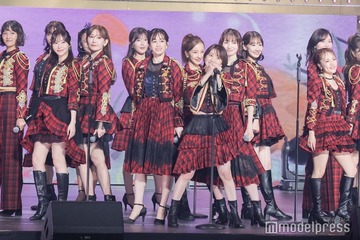 【AKB48 20周年記念コンサート】前田敦子＆大島優子らOG登場で“神曲”連発 総勢184人でのパフォーマンス・現役メンバーの決意も＜全体レポ／セットリスト＞ 画像